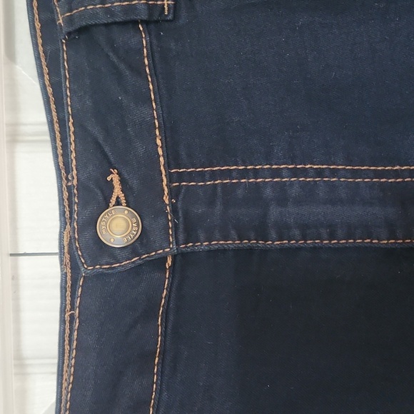 My Style Womens Plus Size Stretchy Denim  Shorts - Size 16 - Picture 4 of 11